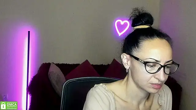 Arianasweety23 online show from 09.25.25