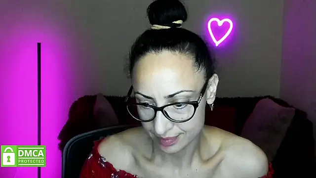Arianasweety23 online show from 10.10.25