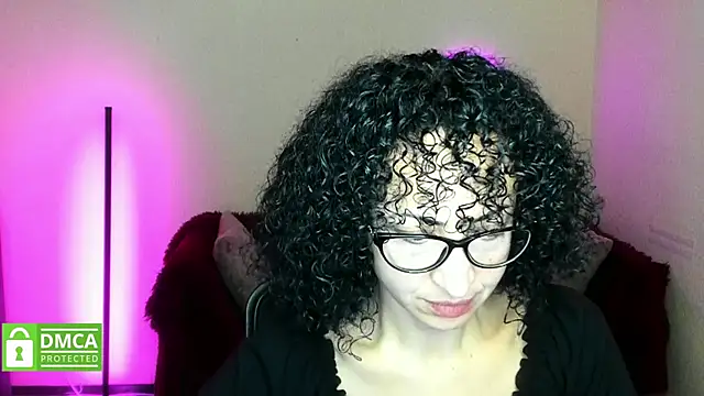 Arianasweety23 online show from 10.26.25