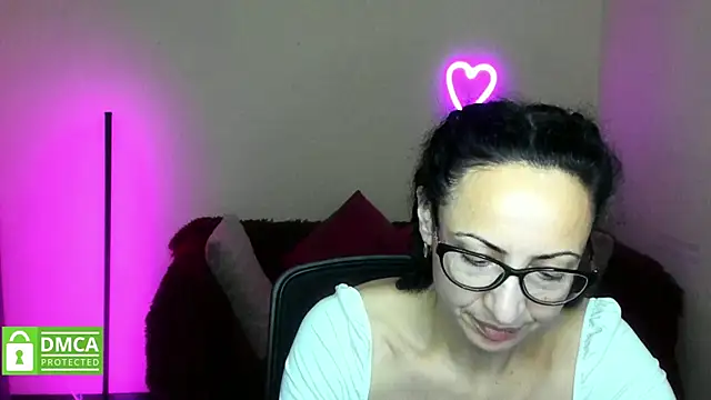 Arianasweety23 online show from 10.29.25