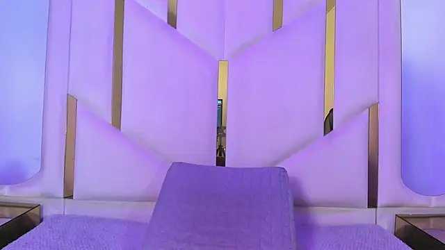 IsabellRodriguez18 online show from 03.29.26