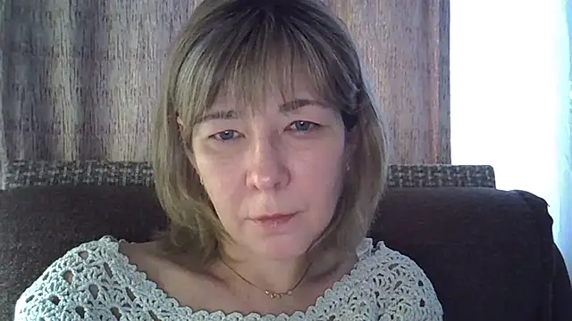 EllaJohnsonX online show from 01.04.25