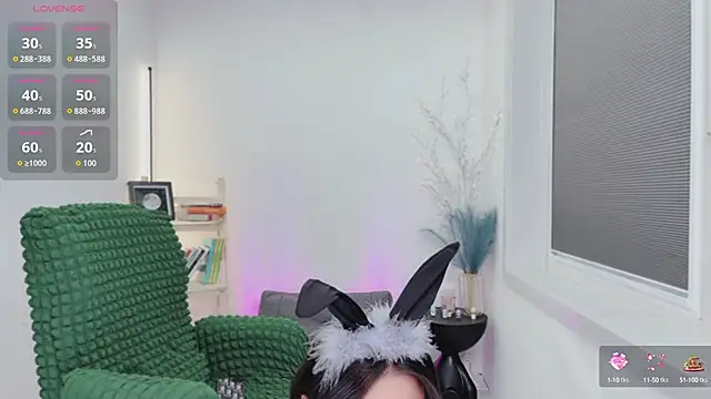 Snapshot of Natasha2025 chatting on 09.18.25 Natasha2025 online show from 09.18.25