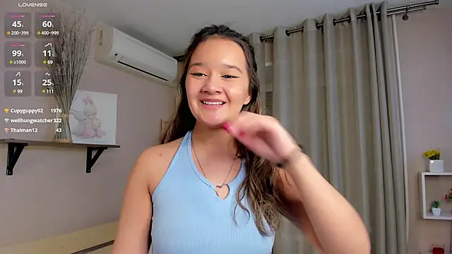 Snapshot of Maekko chatting on 02.25.25 Maekko online show from 02.25.25