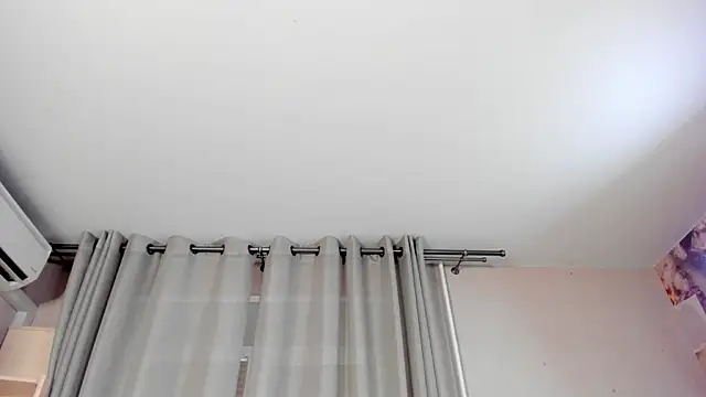 Snapshot of Maekko chatting on 03.09.25 Maekko online show from 03.09.25