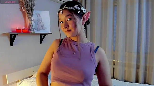 Snapshot of Maekko chatting on 03.12.25 Maekko online show from 03.12.25