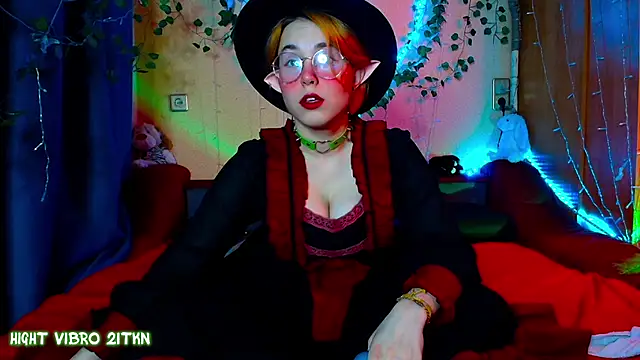 Snapshot of TrickyKitsune chatting on 02.16.25 TrickyKitsune online show from 02.16.25