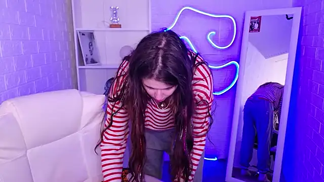 StellaFrost online show from 10.24.25