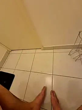 Maxoux02 online show from 12.23.24