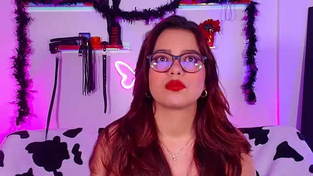 EmiF26 online show from 10.15.25