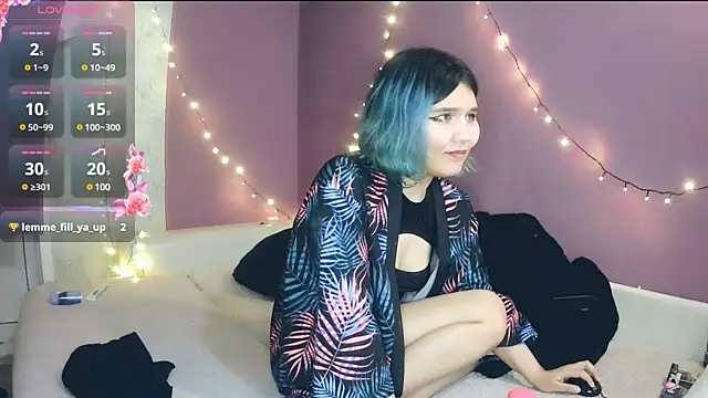 Saika Chan online show from 12.27.24