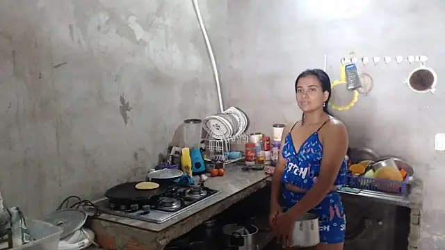 Coral0403 online show from 11.30.25