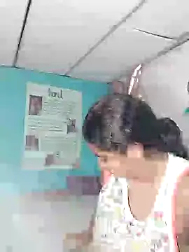 Snapshot of cleo_lincy13 chatting on 12.29.24 cleo lincy13 online show from 12.29.24