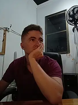 Snapshot of MrBelac chatting on 10.10.25 MrBelac online show from 10.10.25