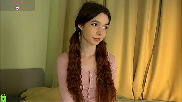 LittleOriana online show from 02.13.25