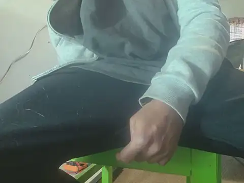 poesnuus999 online show from 04.19.26