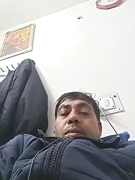 Snapshot of mksharma-mastlund chatting on 01.07.25 mksharma-mastlund online show from 01.07.25