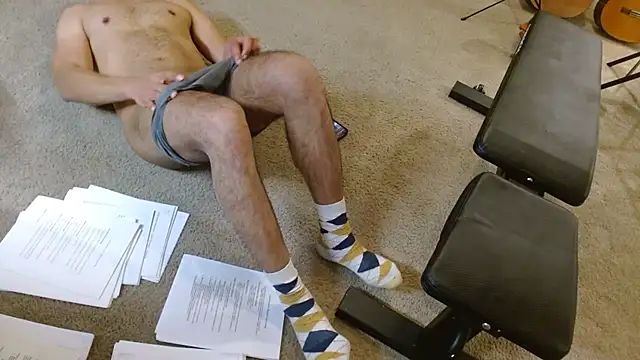 MrLatinKing online show from 10.14.25