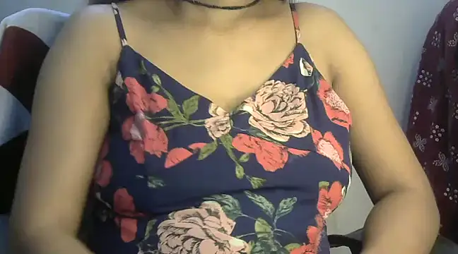 Naughty Nayra online show from 02.10.25