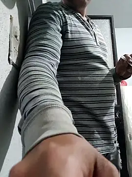 Snapshot of chinoxxx chatting on 03.13.26 chinoxxx online show from 03.13.26