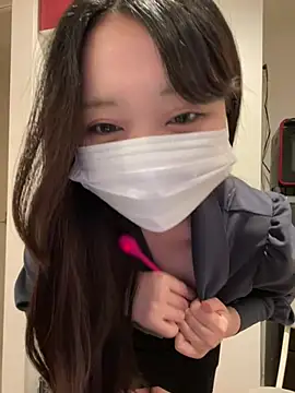 mina 0207 online show from 04.04.26