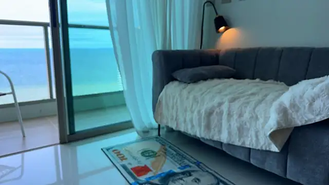 Carolyn Smith online show from 09.29.25