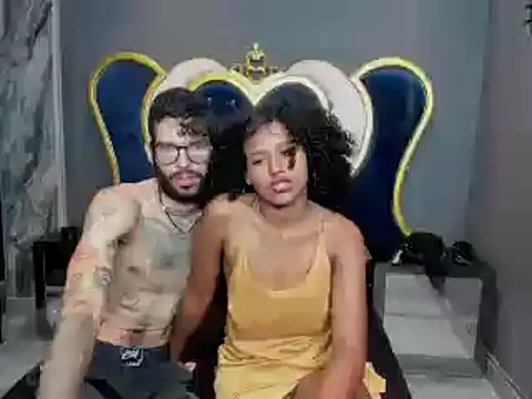 Snapshot of JenniferandBen chatting on 01.05.25 JenniferandBen online show from 01.05.25