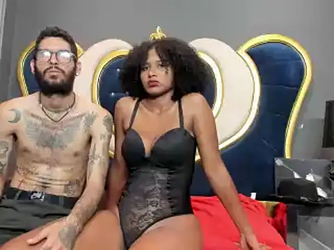 Snapshot of JenniferandBen chatting on 01.19.25 JenniferandBen online show from 01.19.25