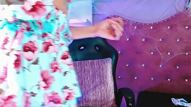 Annabelle-Villareal online show from 10.23.25