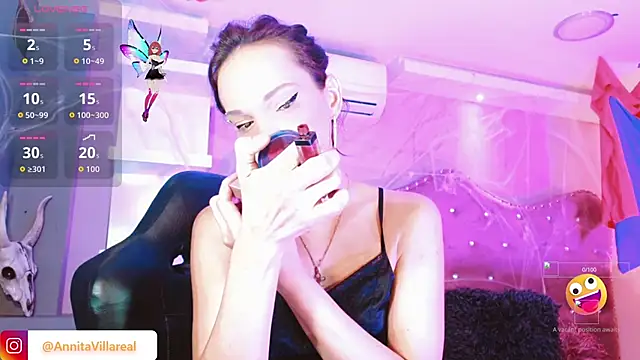 Annabelle-Villareal online show from 10.27.25