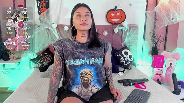 Nathalia Stone online show from 10.23.25