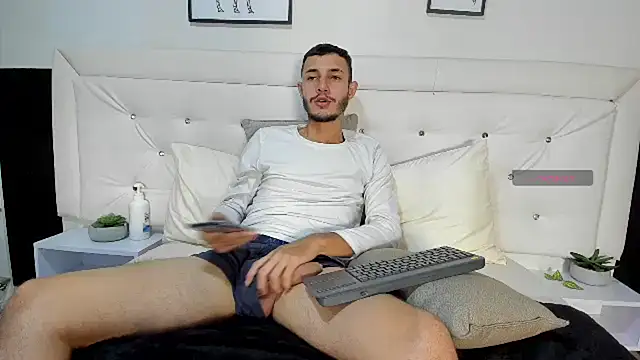 Angel brown21 online show from 03.17.25