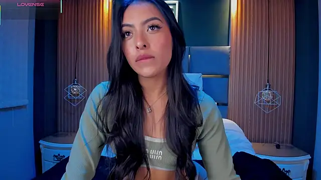 Snapshot of Camila_dupont chatting on 09.12.25 Camila dupont online show from 09.12.25