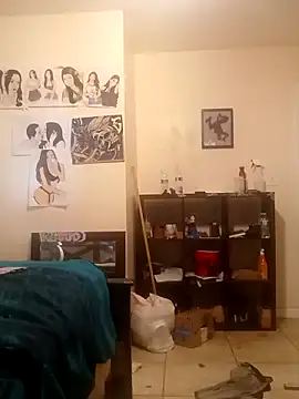 Snapshot of k1oudE chatting on 09.27.25 k1oudE online show from 09.27.25