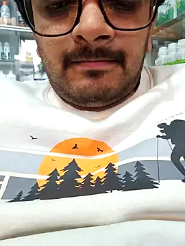 Snapshot of pyasevickybabu563 chatting on 03.06.25 pyasevickybabu563 online show from 03.06.25