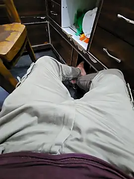 Snapshot of pyasevickybabu563 chatting on 10.03.25 pyasevickybabu563 online show from 10.03.25