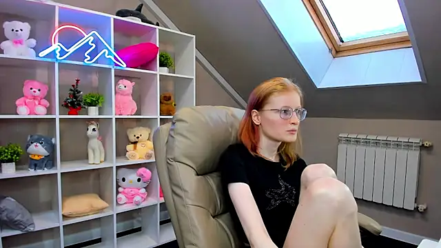 ElizabethHarpper online show from 12.31.24