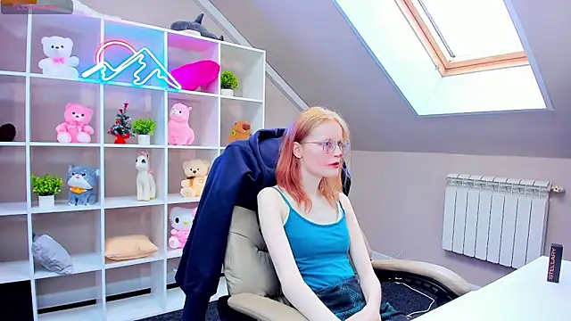 ElizabethHarpper online show from 01.03.25