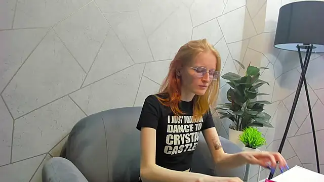 ElizabethHarpper online show from 02.27.25