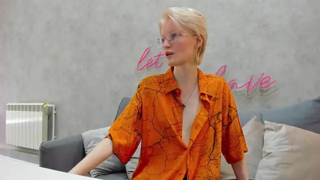 ElizabethHarpper online show from 03.23.25