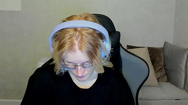 ElizabethHarpper online show from 09.26.25