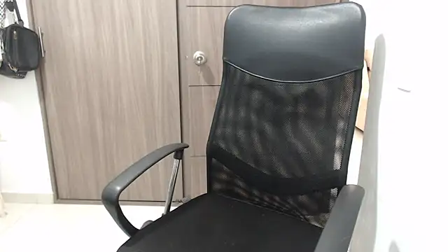 isabela oh online show from 02.14.25