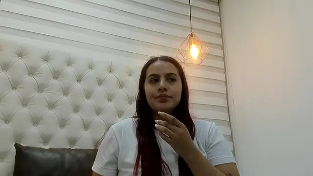 DAVID VICTORIAA online show from 10.10.25