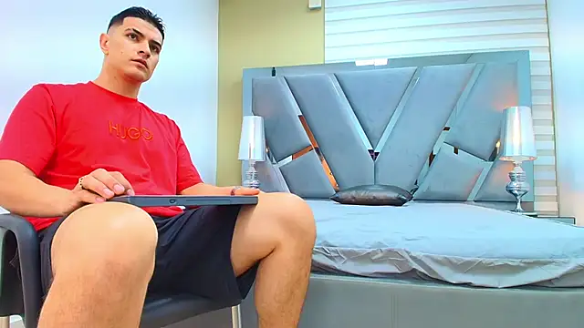 DAVID VICTORIAA online show from 03.13.26