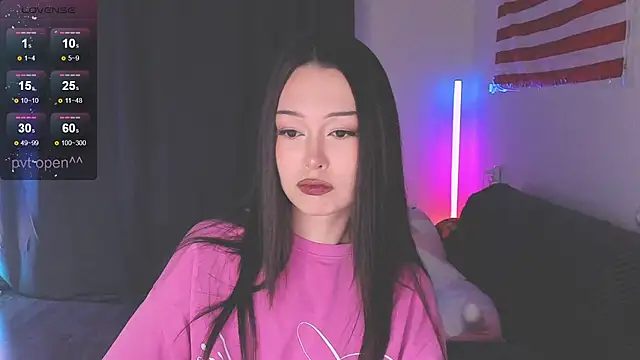 kittenrisha online show from 10.12.25