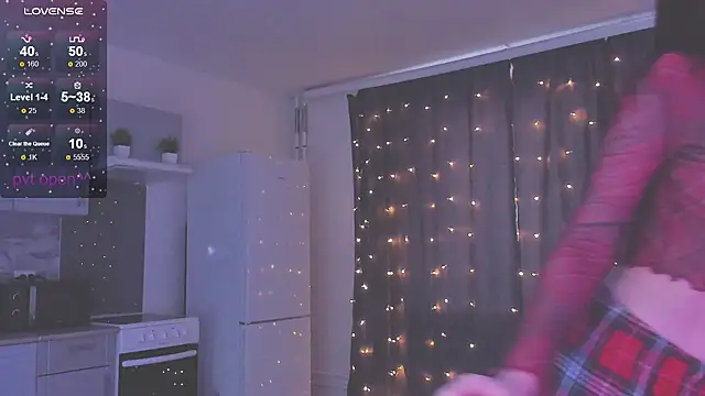 kittenrisha online show from 01.06.26