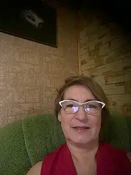 Snapshot of Prolisok473 chatting on 10.21.25 Prolisok473 online show from 10.21.25