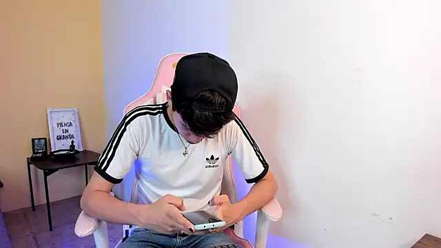 Brian-Ausslos online show from 12.28.24