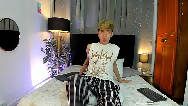 Brian-Ausslos online show from 02.17.25