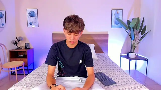 Brian-Ausslos online show from 11.25.25